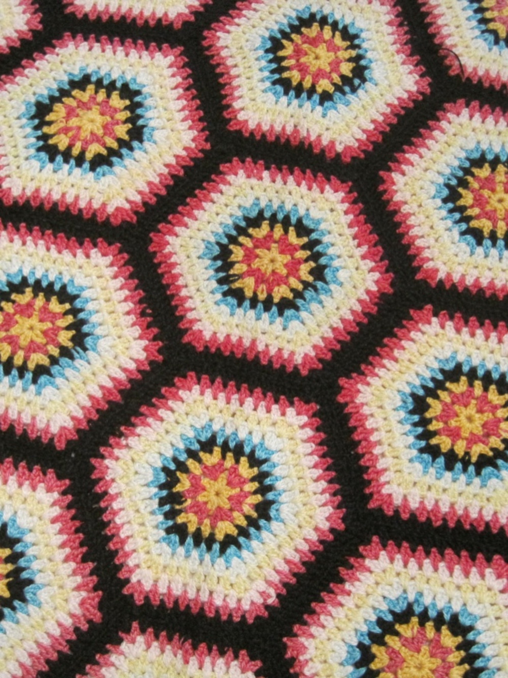 Vtge 50's Multi-Colour Crochet Small Tablecloth, Abstract Design. Made in Brazil - Picture 3 of 5